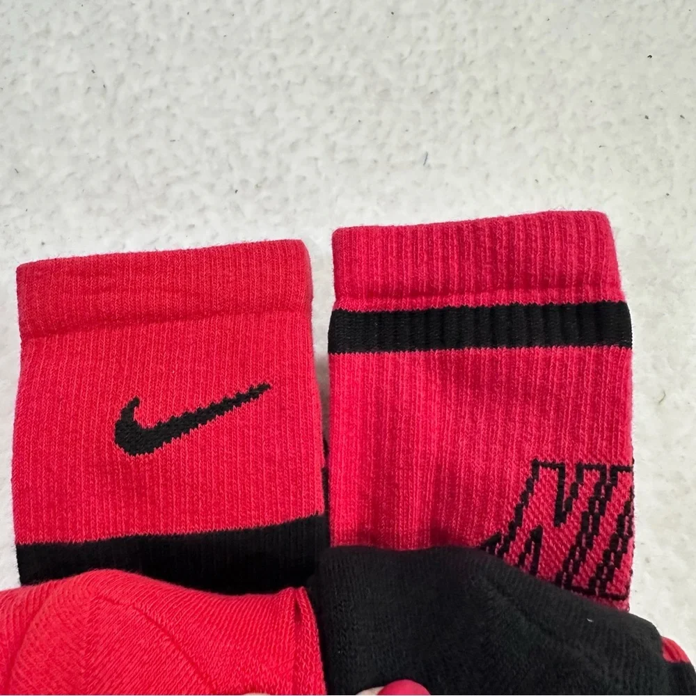 Nike Everyday Cushioned Crew Socks